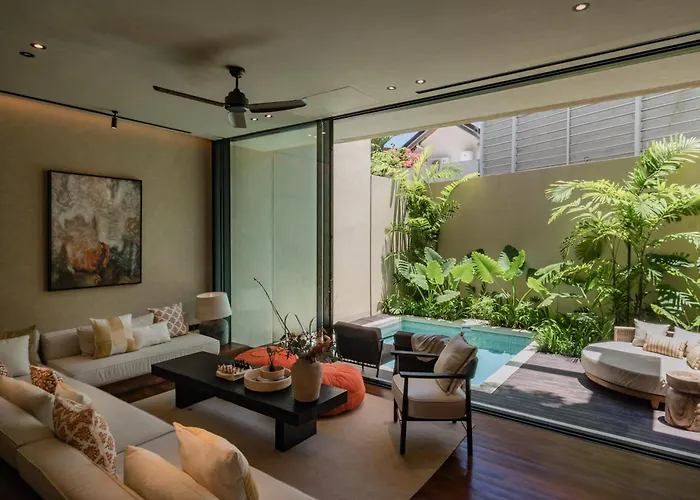 Villa Berawa L 2 Pools, Walk To L Near Finns Canggu
